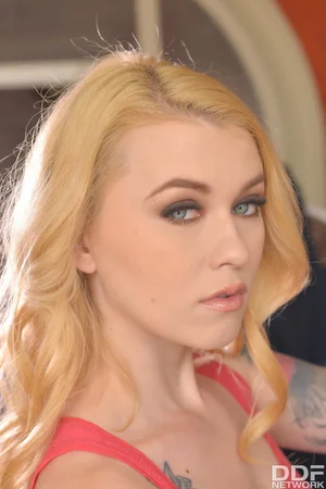 Towheaded teen European Misha Cross loves a torrid ass-fuck Double penetration ravaging - 1